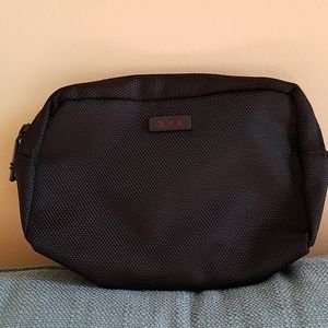NEW Never Used ✈TUMI Delta Amenity Kit Bag
